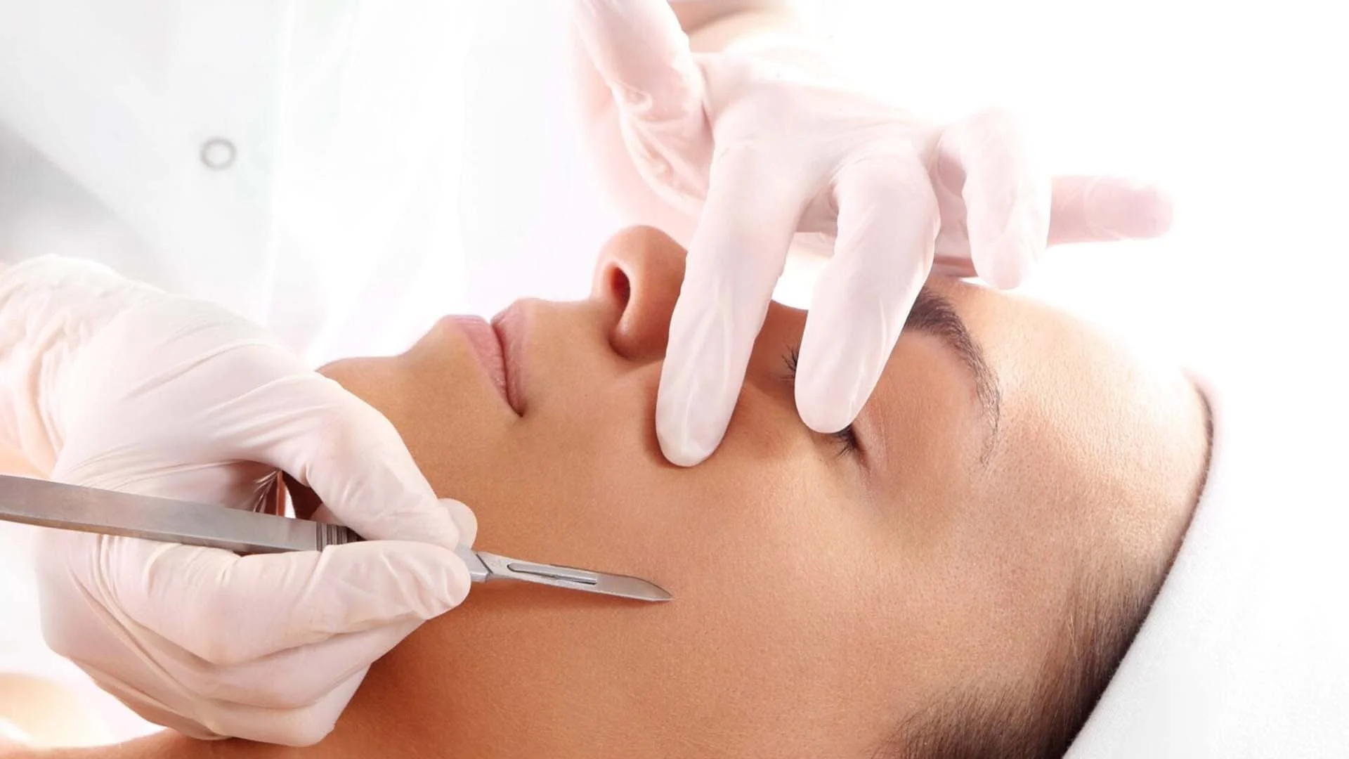 Epi Blading Dermaplaning Epi Blading Dermaplaning